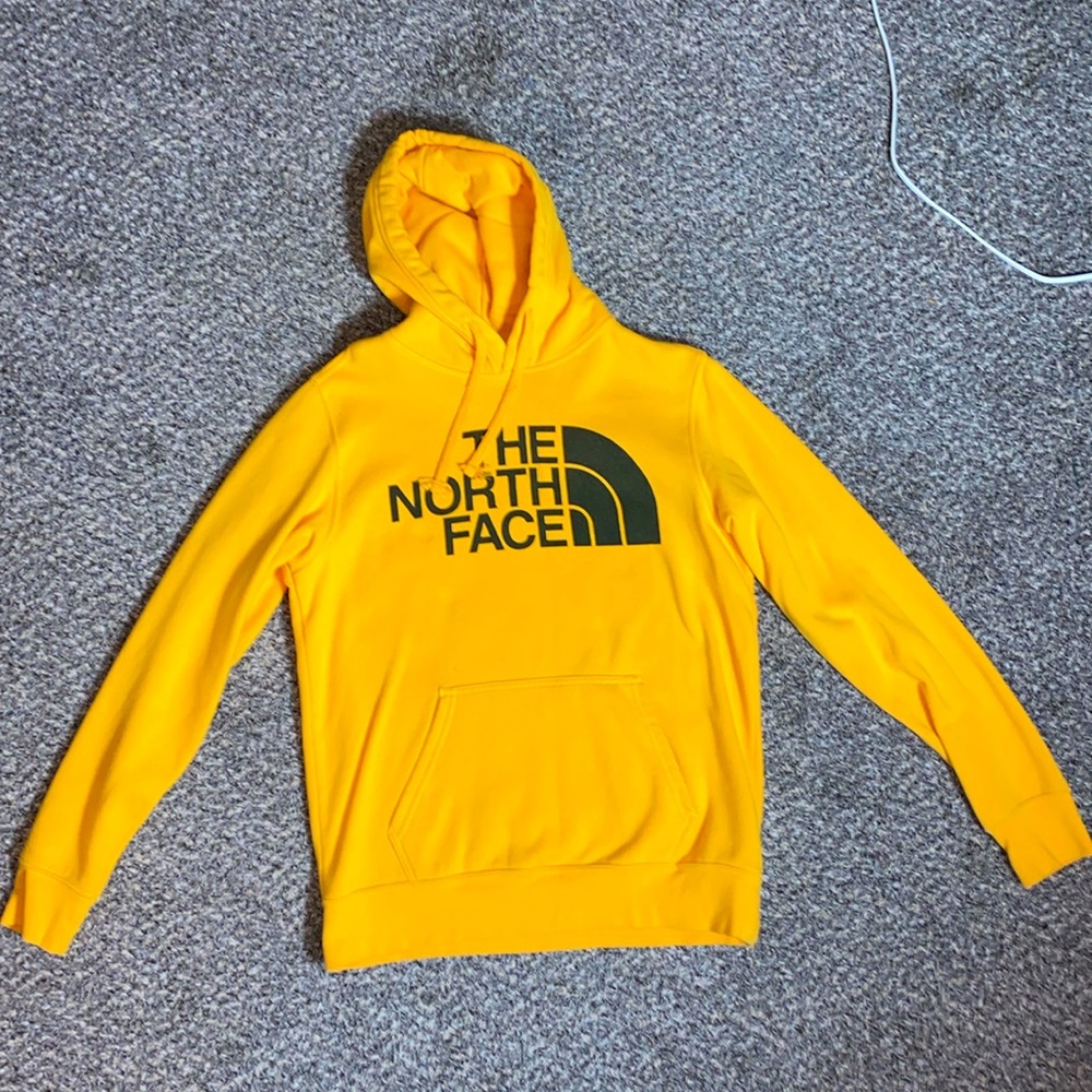 Men’s North face hoodie
